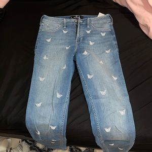 Size 5L Hollister butterfly jeans